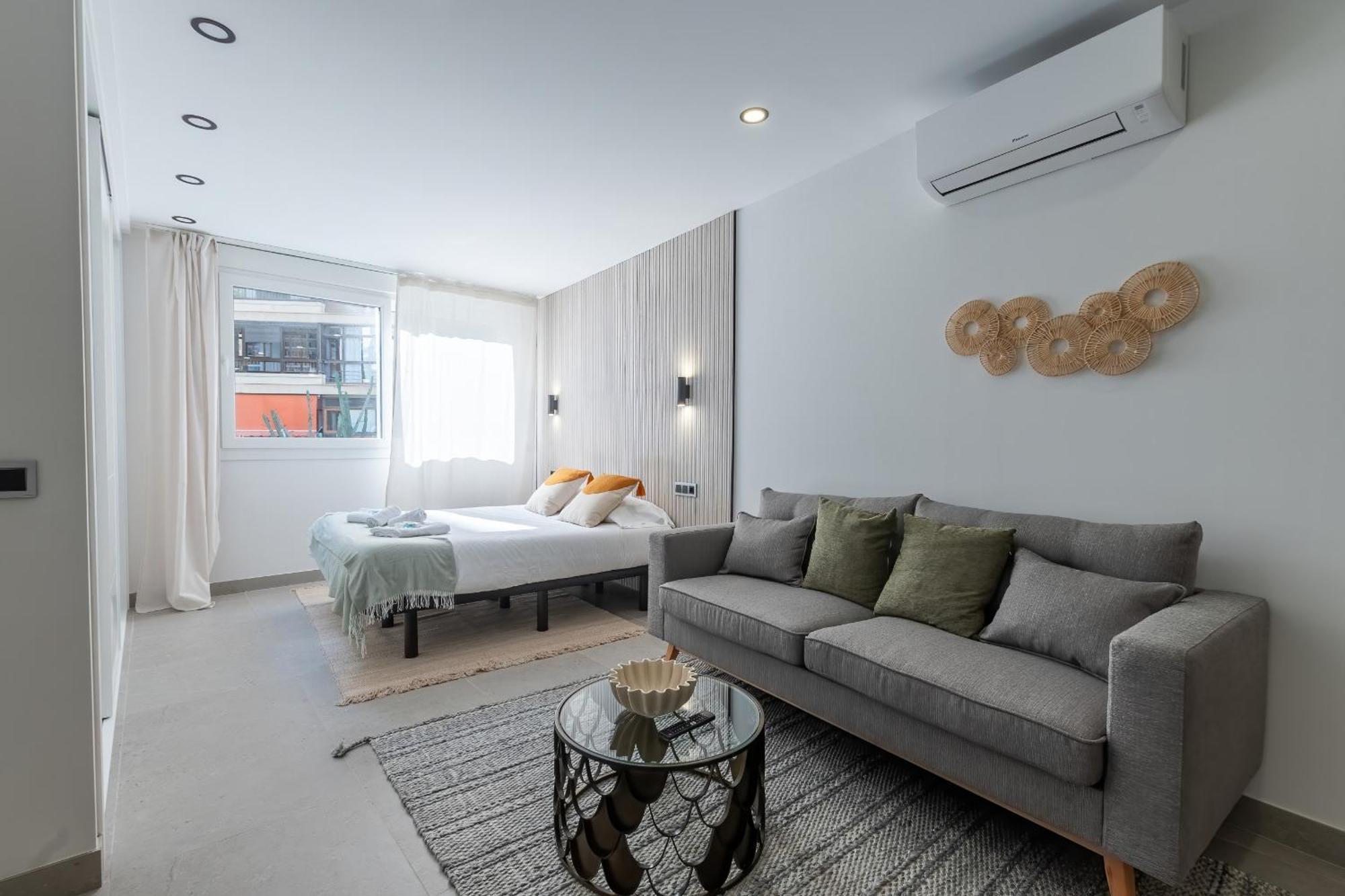 La Malagueta By Sharingco - Estudios Y Apartamentos Premium En Muelle Uno Apartment *