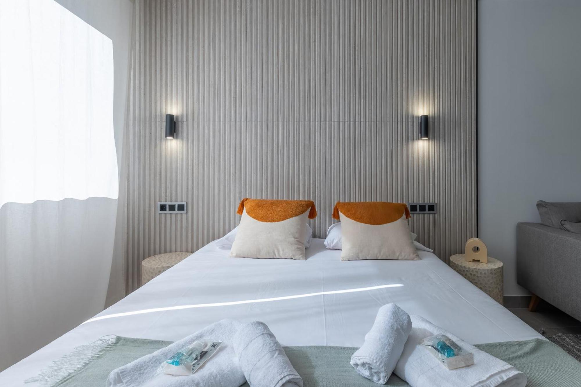 La Malagueta By Sharingco - Estudios Y Apartamentos Premium En Muelle Uno Apartment *