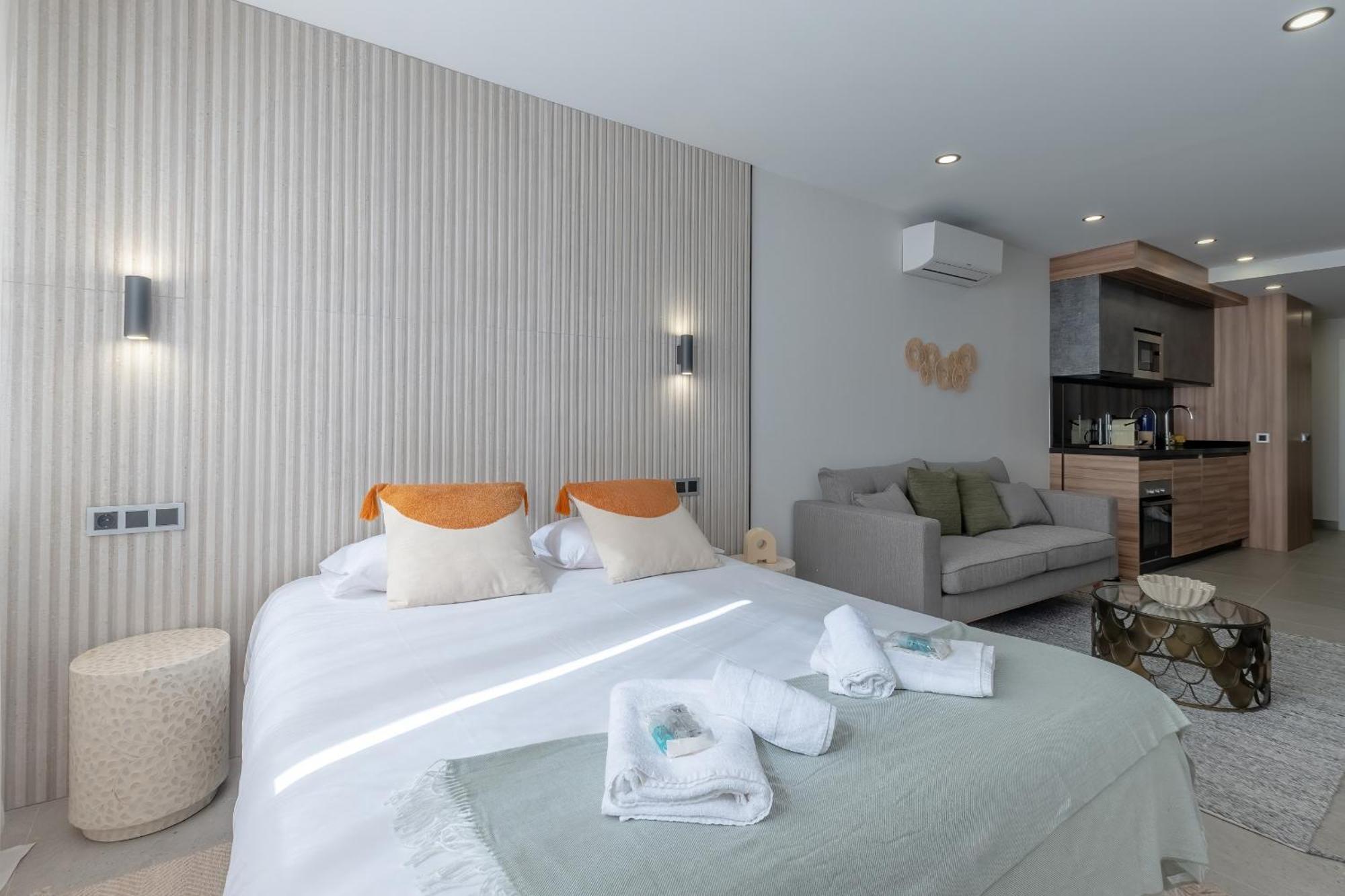 Apartment La Malagueta By Sharingco - Estudios Y Apartamentos Premium En Muelle Uno Málaga